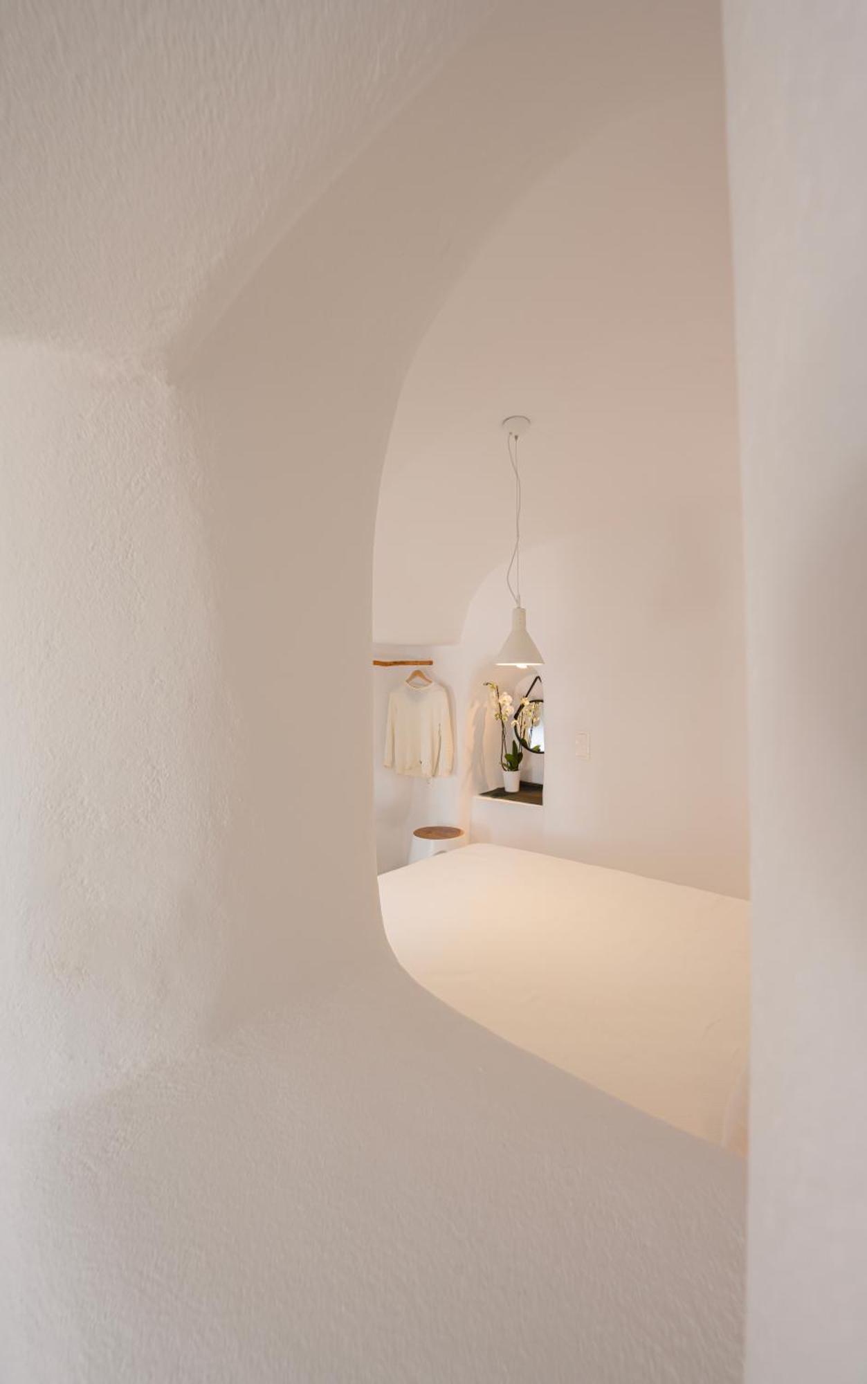 Nano * Oia (Santorini)